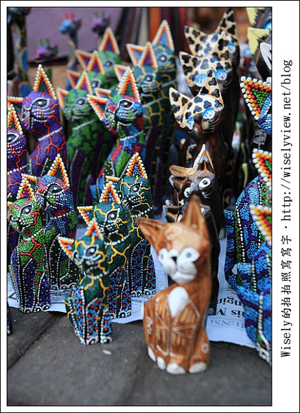 【旅行】2011(印尼)峇里島-05:烏布白金巴士貴賓室、烏布傳統市場(沙龍、服飾、木雕貓)《採購殺價必知心得》 【旅行】2011(印尼)峇里島-05:烏布白金巴士貴賓室、烏布傳統市場(沙龍、服飾、木雕貓)《採購殺價必知心得》