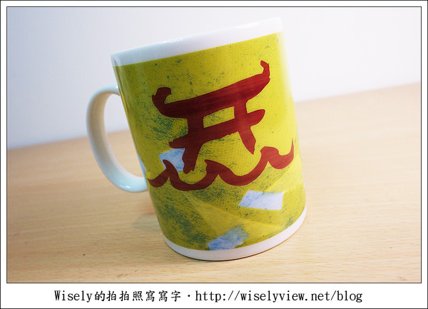 【旅行】2011(日本)廣島-03：星巴克廣島馬克杯 & 本通商店街Starbucks隨拍