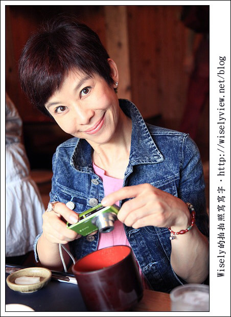 【旅行】2011(日本)沖繩-07：首里殿內(SOBA沖繩拉麵)、玉泉洞琉球王國(Gangala之谷)、風樹咖啡屋(遠眺海景)、Madonna(珊瑚染料服飾)