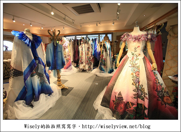 【旅行】2011(日本)沖繩-07：首里殿內(SOBA沖繩拉麵)、玉泉洞琉球王國(Gangala之谷)、風樹咖啡屋(遠眺海景)、Madonna(珊瑚染料服飾)