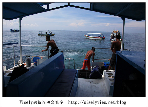 【旅行】2011(印尼)峇里島-11:蜜月灣海底漫步、峇里島購物中心(Bali Collection)、四季飯店下午茶、金巴瀾海鮮餐廳(Lei Lei Seafood Rest) 【旅行】2011(印尼)峇里島-11:蜜月灣海底漫步、峇里島購物中心(Bali Collection)、四季飯店下午茶、金巴瀾海鮮餐廳(Lei Lei Seafood Rest)