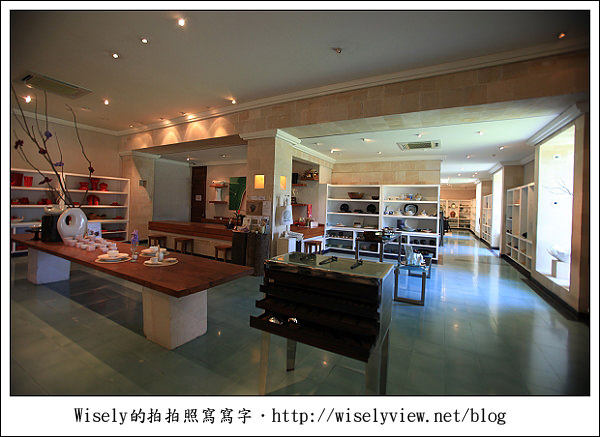 【旅行】2011(印尼)峇里島-13：黃金咖啡工廠、JENGGALA陶瓷工廠、GEVANA大賣場、巴里御燕燕窩店、KUTA(庫塔區)酒吧夜逛