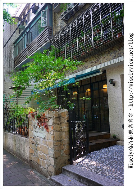 【食記】台北市.松山區:朵兒咖啡館 Daughter’s Café /桂綸鎂-第36個故事 (提供WiFi網路) 【食記】台北市.松山區:朵兒咖啡館 Daughter’s Café /桂綸鎂-第36個故事 (提供WiFi網路)