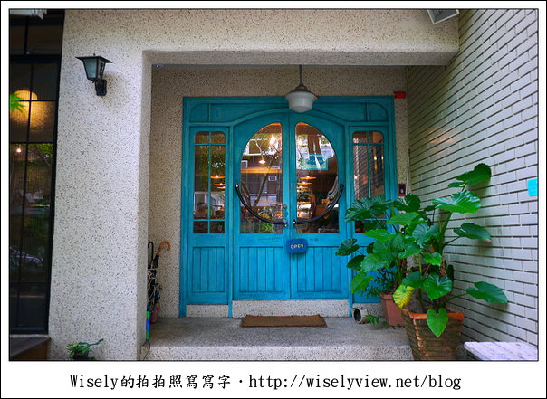 【食記】台北市.松山區:朵兒咖啡館 Daughter’s Café /桂綸鎂-第36個故事 (提供WiFi網路) 【食記】台北市.松山區:朵兒咖啡館 Daughter’s Café /桂綸鎂-第36個故事 (提供WiFi網路)