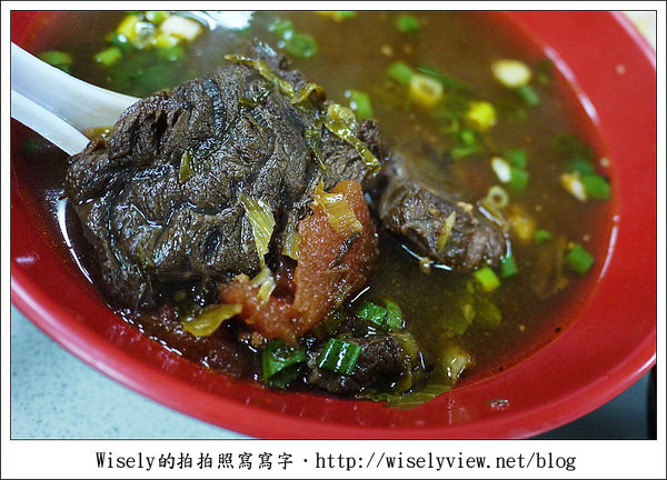 【食記】台北市．大安區：山西刀削麵-蕃茄牛肉麵與蔥油館都好吃 (近捷運科技大樓站)