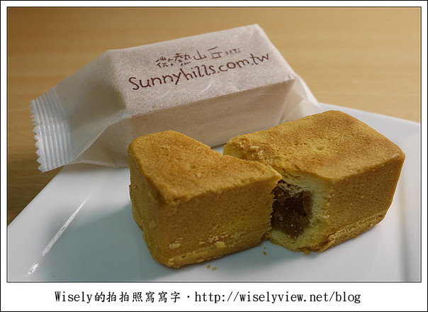 【食記】網購．南投名產：微熱山丘糕點 (感謝好友Via的鳯梨酥)