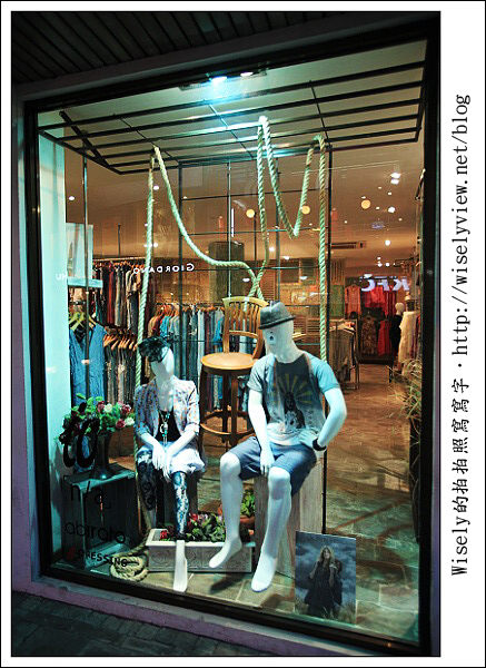 【旅行】2011(印尼)峇里島-18：庫塔區市中心隨手拍(Kuta Beach旁)，採買逛街的好去處