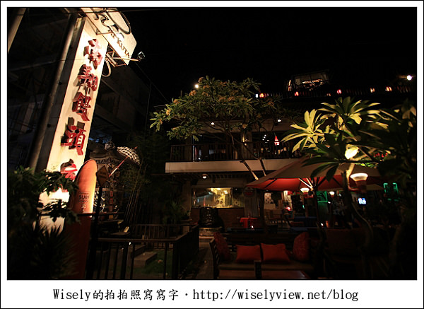 【旅行】2011(印尼)峇里島-18：庫塔區市中心隨手拍(Kuta Beach旁)，採買逛街的好去處