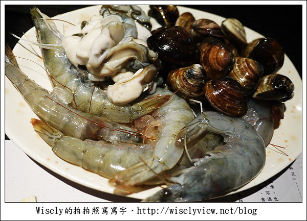 【食記】台北‧大安區：馥臨港式火鍋通化店(吃到飽)～老母雞湯鍋美味更勝一籌