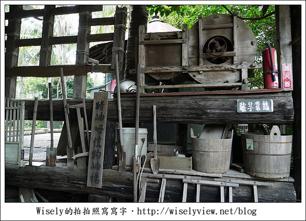 【遊玩】嘉義二天一夜遊 4-1：笨港頂菜園鄉土館、交趾剪黏藝術村(堤防剪黏大壁畫板頭村)
