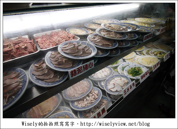 【食記】嘉義市‧文化路夜市：郭家粿仔湯雞肉飯好吃店～當地人推薦的No.1