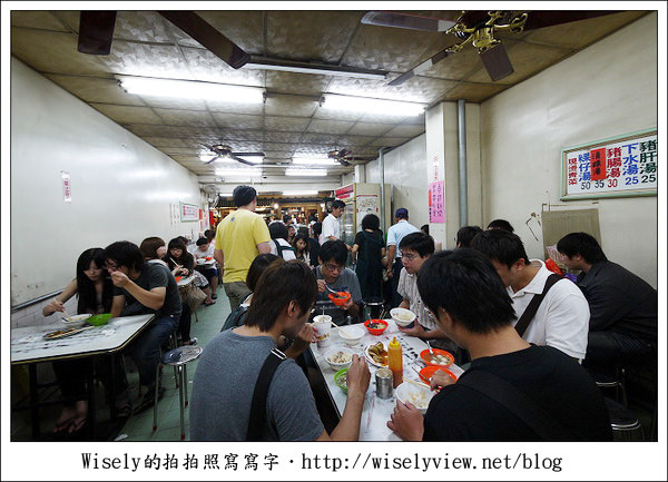 【食記】嘉義市‧文化路夜市：郭家粿仔湯雞肉飯好吃店～當地人推薦的No.1