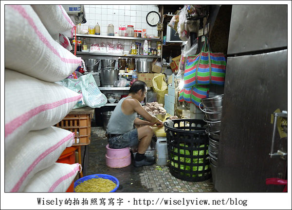 【食記】嘉義市‧文化路夜市：郭家粿仔湯雞肉飯好吃店～當地人推薦的No.1