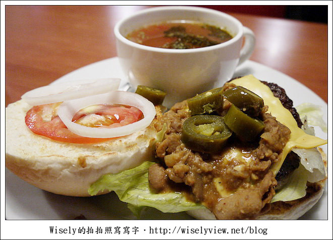 【食記】台北市‧中正區：J House Burger～漢堡口味不夠出眾 (提供WiFi網路)