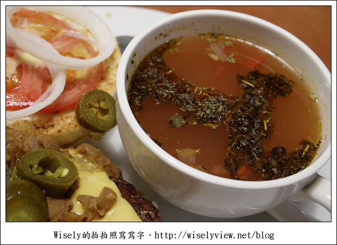 【食記】台北市‧中正區：J House Burger～漢堡口味不夠出眾 (提供WiFi網路)