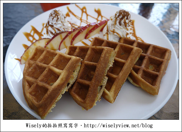 【食記】新北市‧板橋區：in Joy chocolate 巧克力、咖啡、貓，板橋火車站裡下午茶的好去處