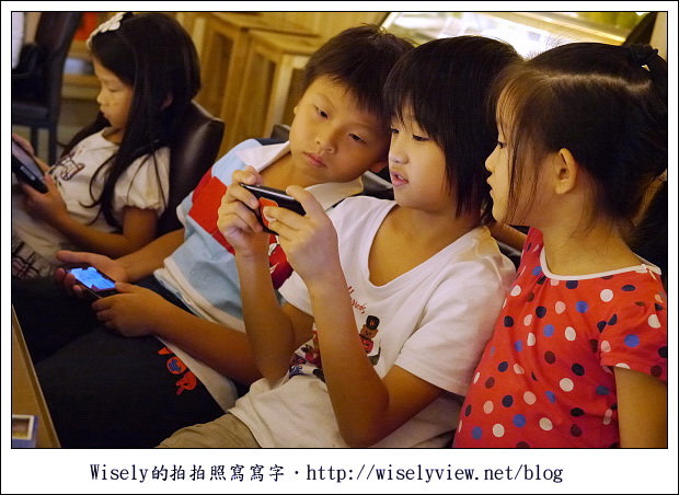 【生活】2011「三家二」聚會隨拍-La Pizza & 客家文化主題公園