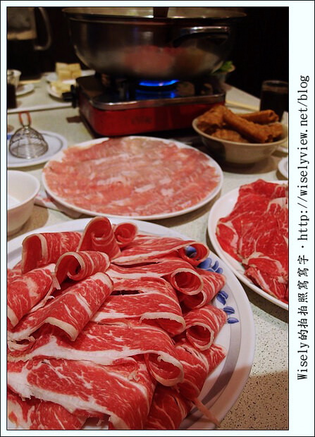 【食記】台北市‧大安區：橋頭麻辣鴛鴦火鍋～價高但美味最好揪團去吃肉 @WISELY&#039;s 拍拍照寫寫字