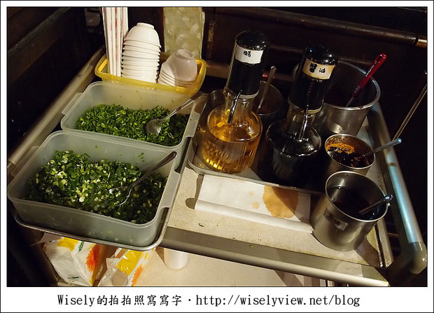 橋頭麻辣鴛鴦火鍋2011︱價高味美走懷舊風格︱捷運忠孝敦化站 橋頭麻辣鴛鴦火鍋2011︱價高味美走懷舊風格︱捷運忠孝敦化站