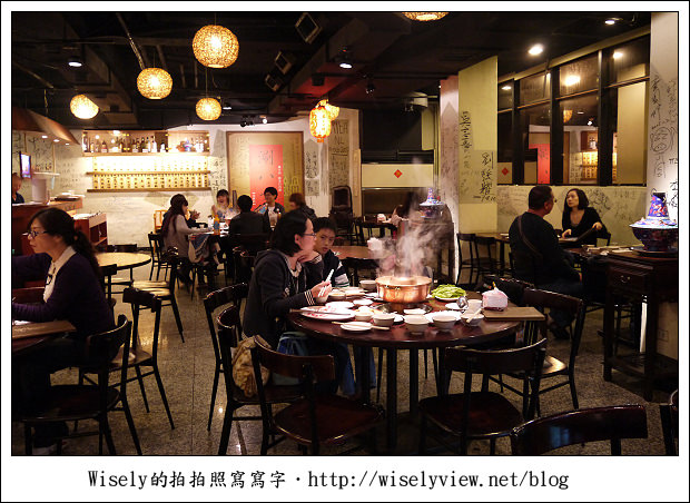 【食記】新北市‧新店區：涮八方-酸菜白肉鍋 + 蒙古烤肉(吃到飽)，就是不太夠味啊！