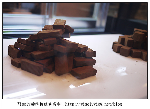 【食記】台北市.大安區:師大夜市awfully chocolate~香濃巧克力秤斤論兩賣(已遷址) 【食記】台北市.大安區:師大夜市awfully chocolate~香濃巧克力秤斤論兩賣(已遷址)