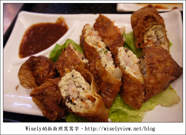 【食記】新北市.石碇區:王氏豆腐 & 一粒粽,還有許多老街景點隨手拍 【食記】新北市.石碇區:王氏豆腐 & 一粒粽,還有許多老街景點隨手拍
