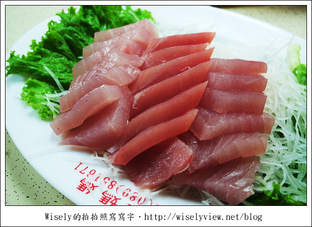 【食記】台東縣．成功鎮：新發海產店(宋媽媽的老店)～在地旗魚全餐美味好料理