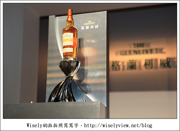 【活動】格蘭利威酒窖珍藏1980跨界合作發表會～白歆惠化身紫薊花女神出席