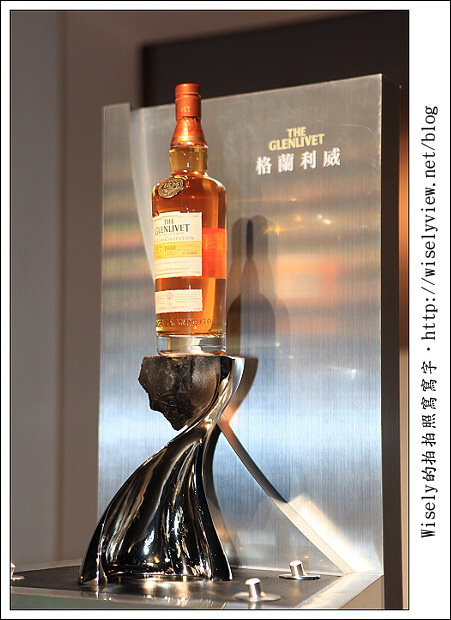 【活動】格蘭利威酒窖珍藏1980跨界合作發表會～白歆惠化身紫薊花女神出席