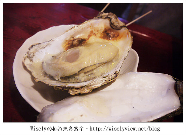 【食記】花蓮．自強夜市：殼燒蝦、老夫子牛排都好吃，來此一定要掃攤的啦！
