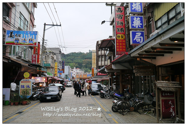 【遊玩】新竹縣．北埔鄉：北埔老街半日遊～慈天宮、石杮餅、竹塹餅、鹹豬肉、客家板條&薑絲炒大腸(老店客家菜)、舊巷隨手拍、現製樟腦油、民歌擂茶＆天水茶房、哈客愛擂茶包-Lumix GX1隨手拍