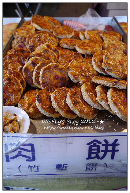 【遊玩】新竹縣．北埔鄉：北埔老街半日遊～慈天宮、石杮餅、竹塹餅、鹹豬肉、客家板條&薑絲炒大腸(老店客家菜)、舊巷隨手拍、現製樟腦油、民歌擂茶＆天水茶房、哈客愛擂茶包-Lumix GX1隨手拍