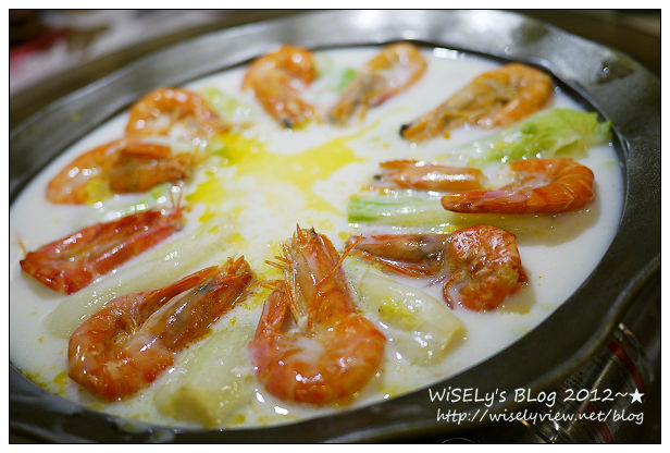 【新年】2012宜蘭．除夕夜：(龍年)年夜飯-海都餐廳，十道菜6000元
