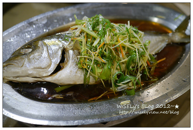 【新年】2012宜蘭．除夕夜：(龍年)年夜飯-海都餐廳，十道菜6000元