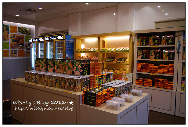 【遊玩】宜蘭縣.三星鄉:HITO益得食品手作烘焙花園~三星蔥蛋捲好好吃,適合來此採購名產走走 【遊玩】宜蘭縣.三星鄉:HITO益得食品手作烘焙花園~三星蔥蛋捲好好吃,適合來此採購名產走走