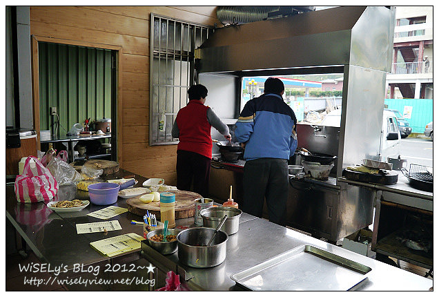 【食記】新北市．坪林區：坪林老街-心心西點麵包店(芋頭/奶酥土司)、全億茶行風味餐熱炒、重機聚集的香草庭園咖啡、遠眺山水的觀魚吊橋 (圖多分頁)