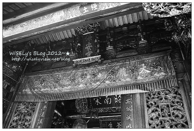 【隨拍】Panasonic Lumix GX1：台北．大龍峒保安宮 (相機單色模式黑白攝影)