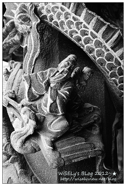 【隨拍】Panasonic Lumix GX1：台北．大龍峒保安宮 (相機單色模式黑白攝影)