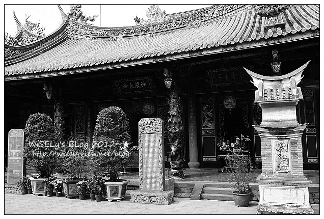 【隨拍】Panasonic Lumix GX1：台北．大龍峒保安宮 (相機單色模式黑白攝影)