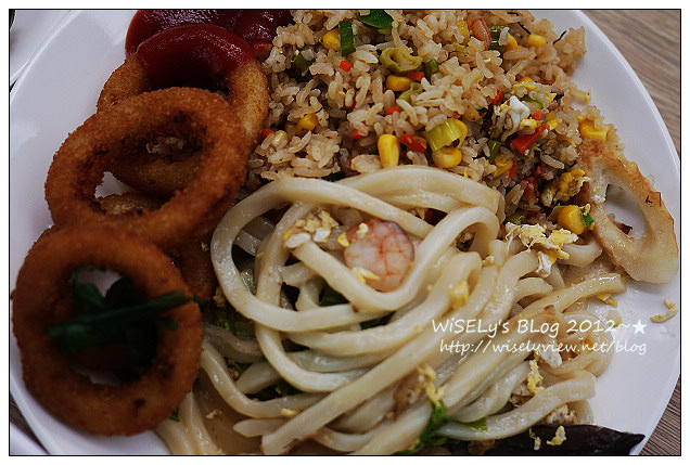 【食記】宜蘭縣．員山鄉：香草菲菲(Buffet)自助餐吃到飽～味道還不錯食材新鮮但要注意點餐時間，鄰近太陽埤逛逛隨拍