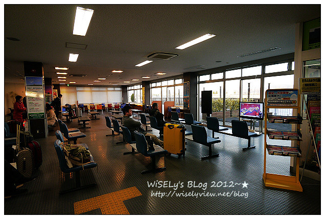 【旅行】2011日本大阪:只要30分鐘便可快速來往《大阪-神戶》的空港高速船 【旅行】2011日本大阪:只要30分鐘便可快速來往《大阪-神戶》的空港高速船