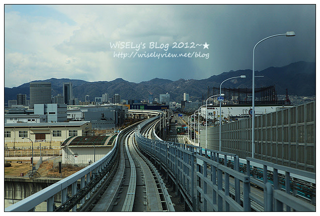 【旅遊】2012日本神戶：從神戶空港搭乘KOBE Port Liner(機場捷運線)到三宮車站，以及三宮市區到旅館沿途隨拍 @WISELY&#039;s 拍拍照寫寫字