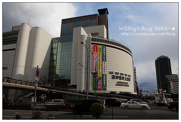 【旅遊】2012日本神戶：從神戶空港搭乘KOBE Port Liner(機場捷運線)到三宮車站，以及三宮市區到旅館沿途隨拍