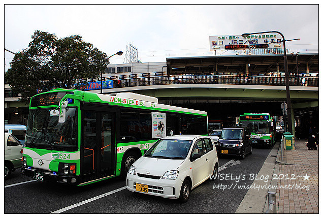 【旅遊】2012日本神戶：從神戶空港搭乘KOBE Port Liner(機場捷運線)到三宮車站，以及三宮市區到旅館沿途隨拍