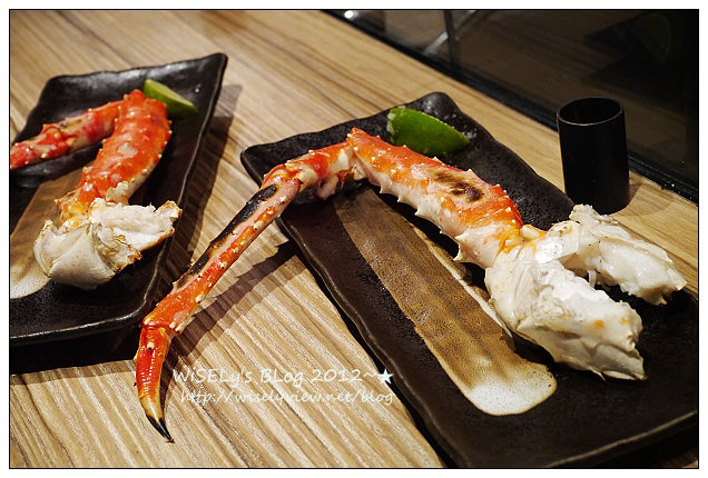 【食記】台北市.中山區:三井上引水產立吞壽司@讓人甘願一早排隊的美味好料 【食記】台北市.中山區:三井上引水產立吞壽司@讓人甘願一早排隊的美味好料
