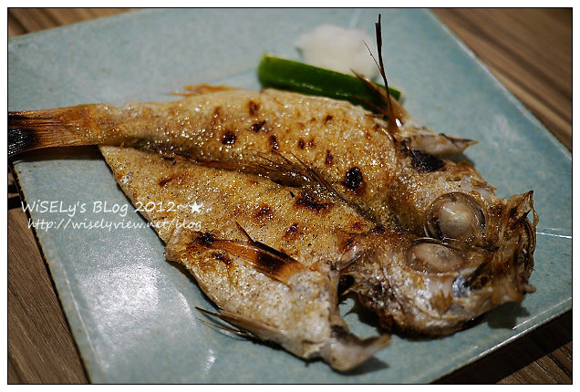 【食記】台北市.中山區:三井上引水產立吞壽司@讓人甘願一早排隊的美味好料 【食記】台北市.中山區:三井上引水產立吞壽司@讓人甘願一早排隊的美味好料