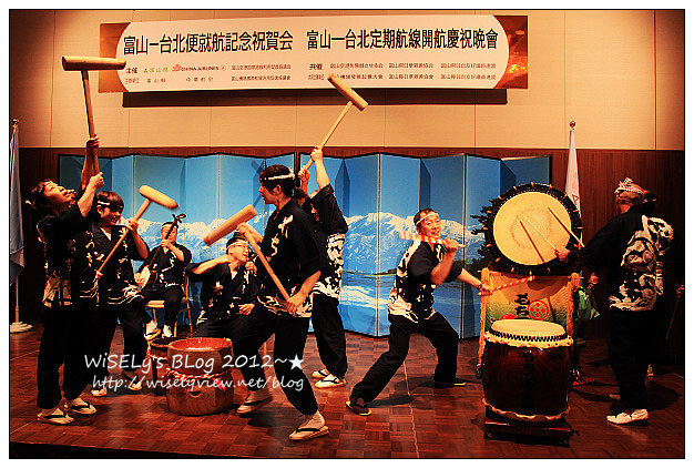 【旅行】2012日本．富山：富山灣鮨「寫樂」、八尾町「おわら風の盆」、松川遊覽船賞春櫻、入住富山第一飯店及夜櫻隨拍 (華航『台北－富山』首航活動)