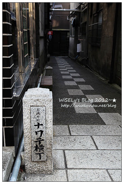 【旅行】2012日本．長野：松本市美術館(草間彌生)、ホテル花月は住宿、縄手通り至人形町街道漫遊、松本車站隨拍、星巴克NAGANO長野杯、松本PARCO用餐(5 HQRN)、松本城及夜櫻留影