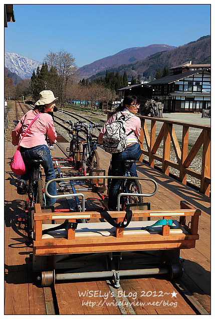 【旅行】2012日本．岐阜：奧飛騨溫泉口駅＠舊神岡鐵道單車遊，適合親子此生必來一次的體驗～(內含騎乘沿途美景及過山洞的實拍影片)