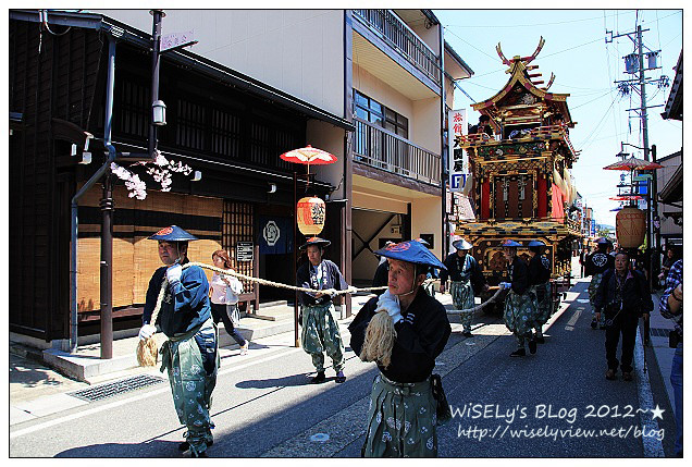 【旅行】2012日本．岐阜：古川祭神轎遊行巧遇「子供歌舞妓」，品嚐山腰樓和食與井之廣味噌煎餅、逛祭典屋台和大啖飛騨霜降牛串烤